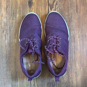 TOMS Women's Purple Canvas Sneakers